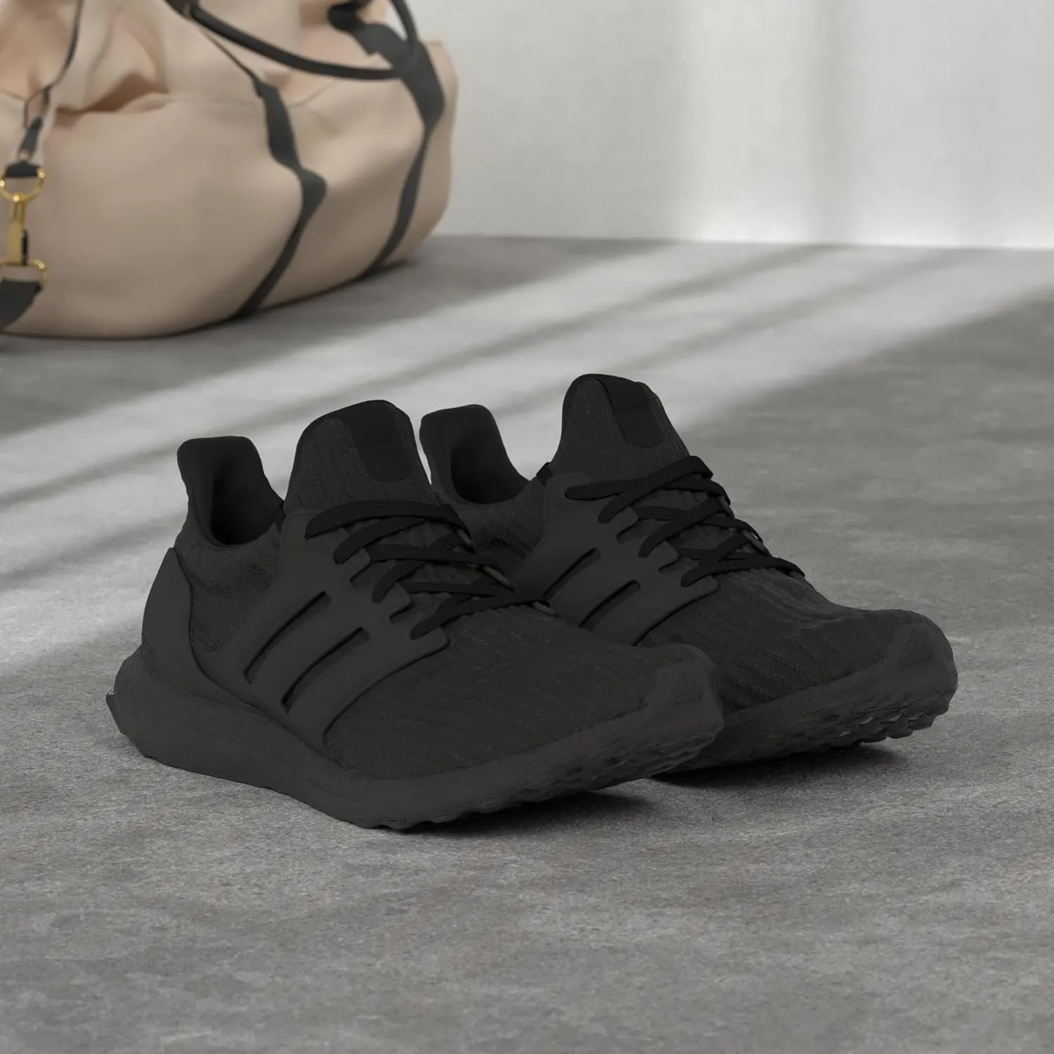 adidas Men's Ultraboost 4.0 Dna Shoe