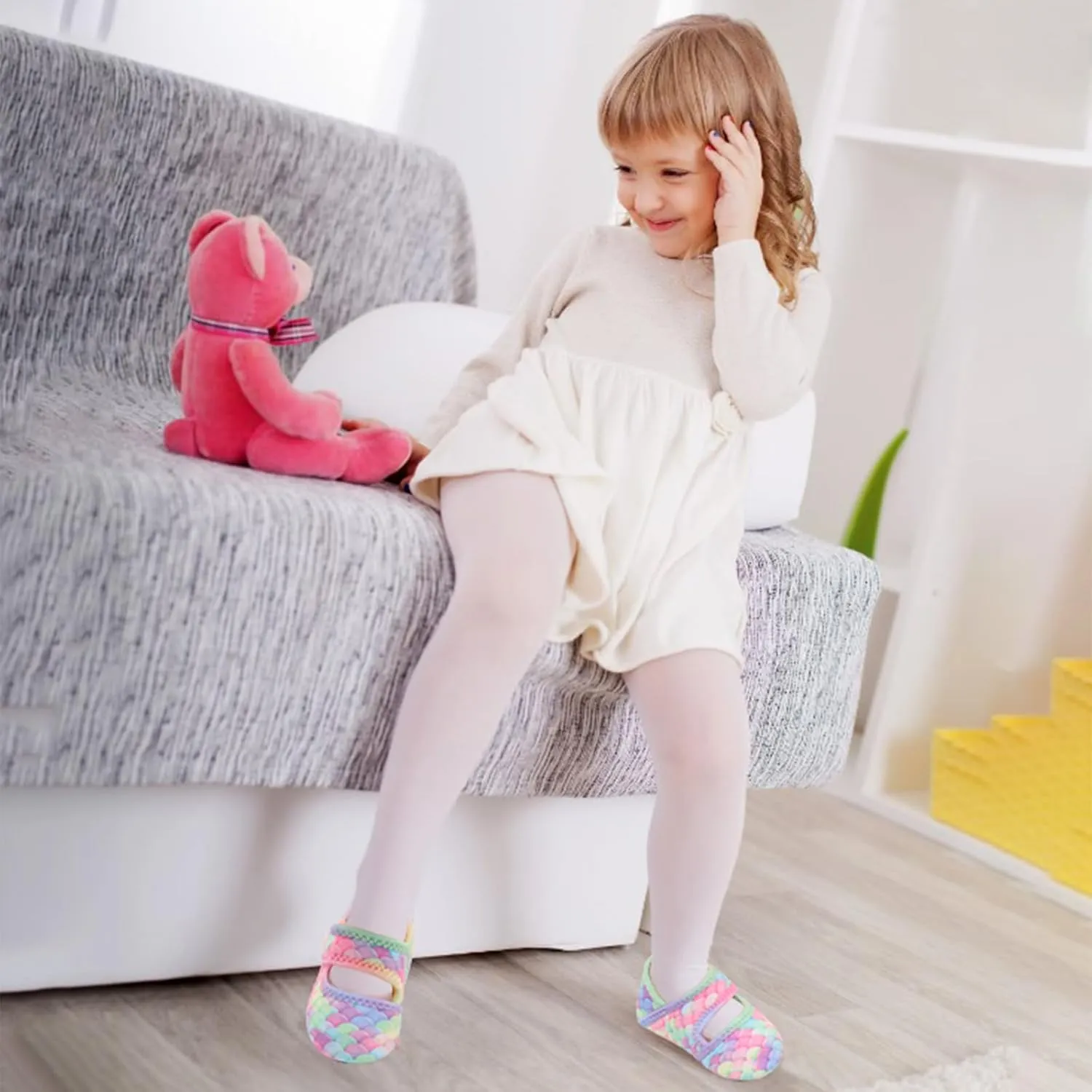 LeIsfIt Toddler Slippers - Boys & Girls Wide Adjustable House Shoes, Warm Winter Non-Slip Indoor/Outdoor Slippers