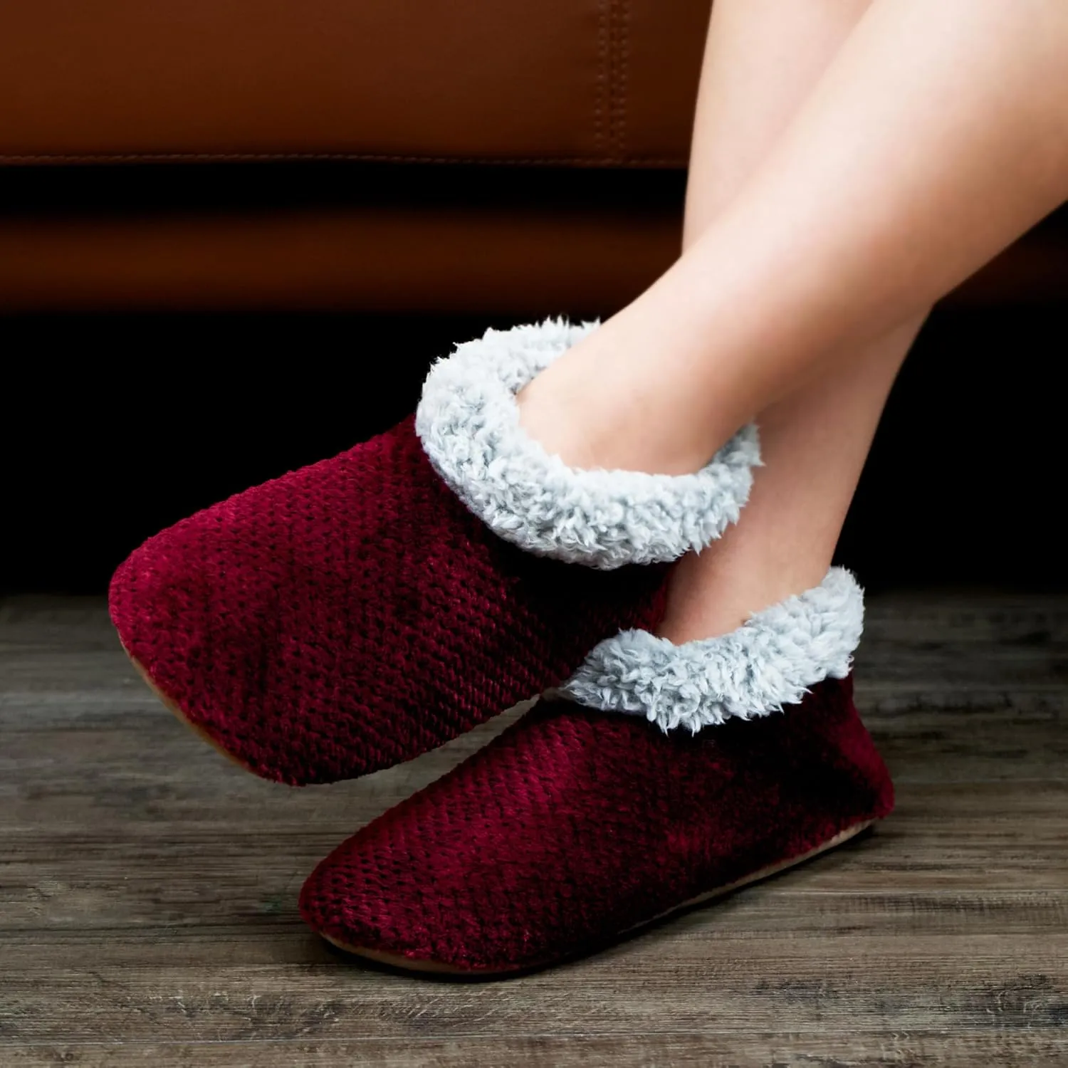 Soft Fuzzy Slippers for Women Indoor, Warm Furry House Sock Shoes Fluffy Lined, Bedroom Booties Non-Slip Gripper Soles, Winter Cozy Christmas Gifts